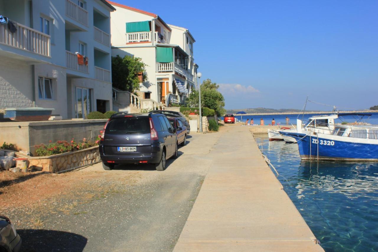 Apartments And Rooms By The Sea Zaglav, Dugi Otok - 8144 サリ エクステリア 写真